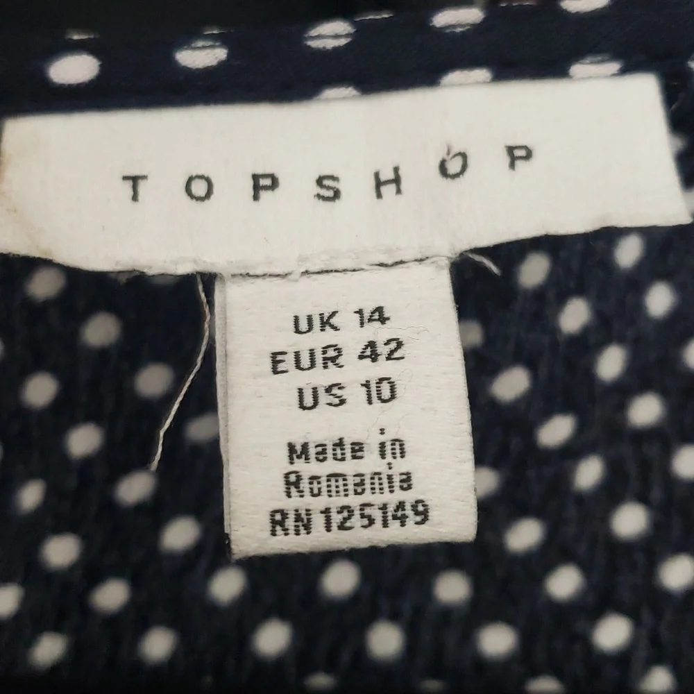 Polka Dot Wrap Dress v neck  knot front long sleeve.  size 14 - Picture 6 of 8